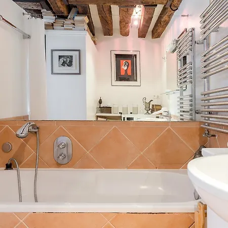 Private - Montorgueil - Etienne Marcel Parigi